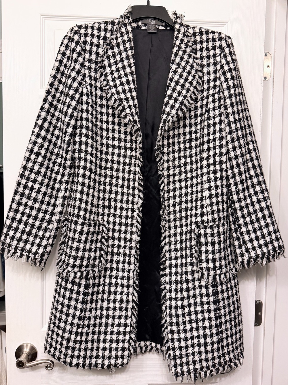 Folio New York White Houndstooth Fringed Trench Coat